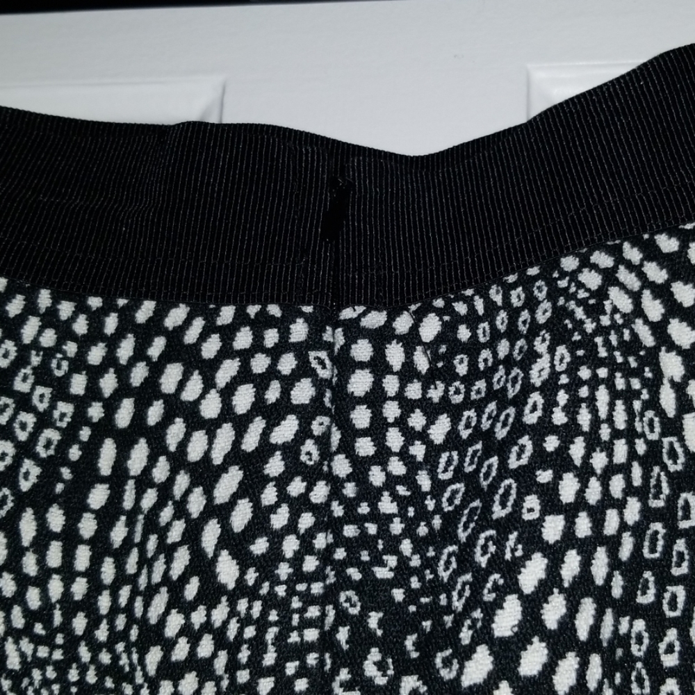 Skirt - Picture 4 of 5
